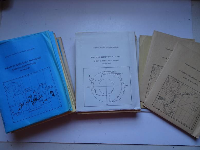  - Antarctic geological map series, sheets 1-39.
