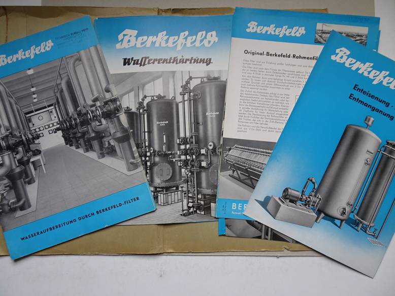 -. - 8 Commercial brochures Berkefeld-Filter GMBH, Celle.