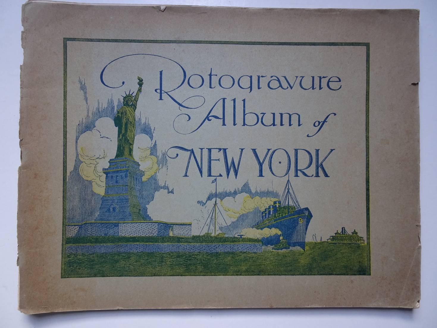 -. - Rotogravure Album of New York.