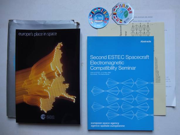  - Portfolio with information about the Second ESTEC spacecraft electromagnetic compatability seminar, Noordwijk 11-13 May 1982. Completed with Abstracts.